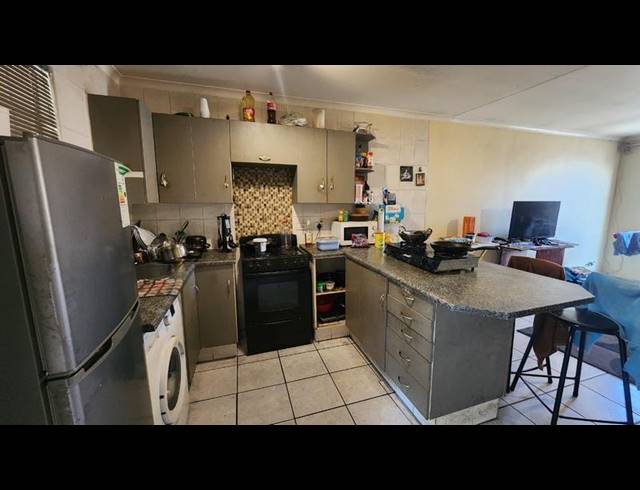 3 BEDROOM TOWNHOUSE FOR SALE IN VERWOERDPARK